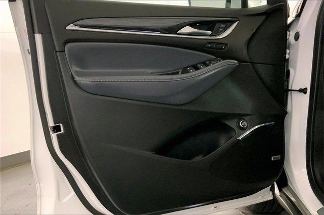 2024 Buick Enclave Vehicle Photo in INDEPENDENCE, MO 64055-1314