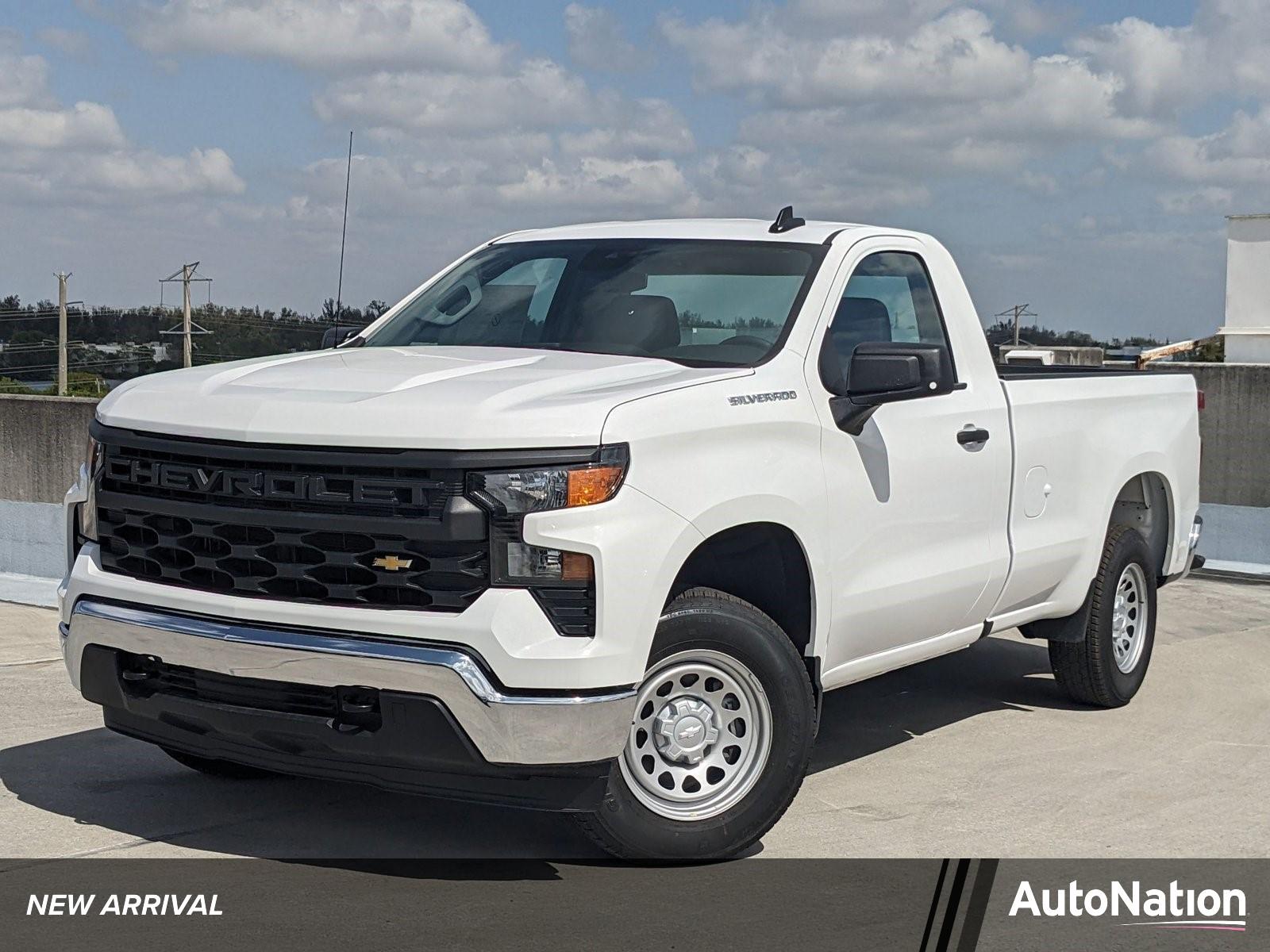 2025 Chevrolet Silverado 1500 Vehicle Photo in MIAMI, FL 33172-3015