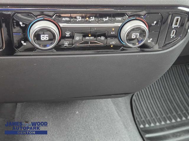 2022 Chevrolet Silverado 1500 Vehicle Photo in DENTON, TX 76210-9321