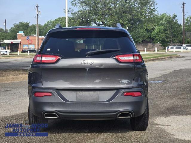 2016 Jeep Cherokee Vehicle Photo in DENTON, TX 76210-9321