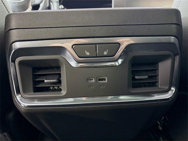 2025 GMC Sierra 3500 HD Vehicle Photo in PUYALLUP, WA 98371-4149