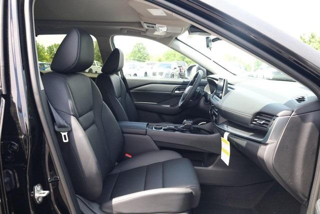 2025 Nissan Rogue Vehicle Photo in Hazelwood, MO 63042