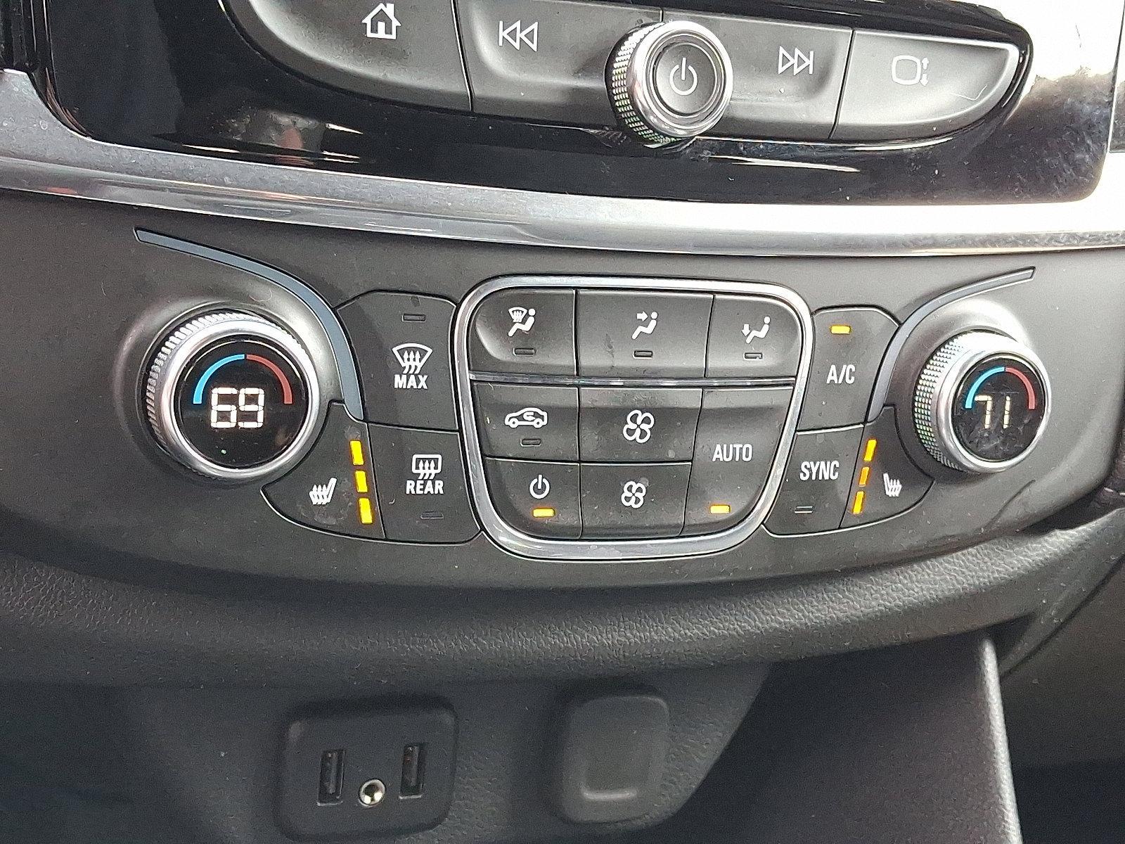 2022 Chevrolet Traverse Vehicle Photo in BETHLEHEM, PA 18017-9401