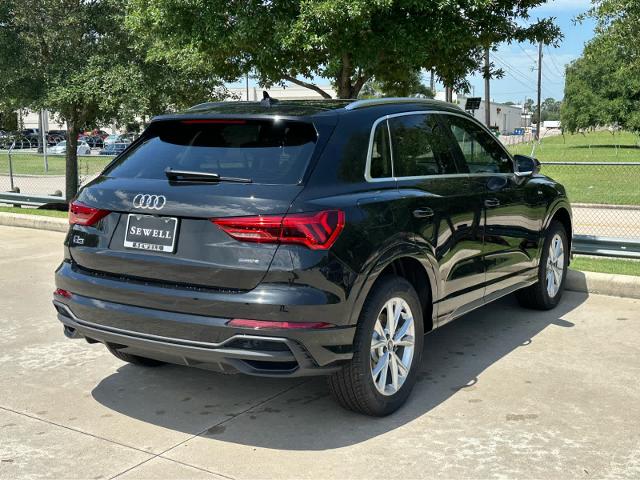 2025 Audi Q3 Vehicle Photo in HOUSTON, TX 77090