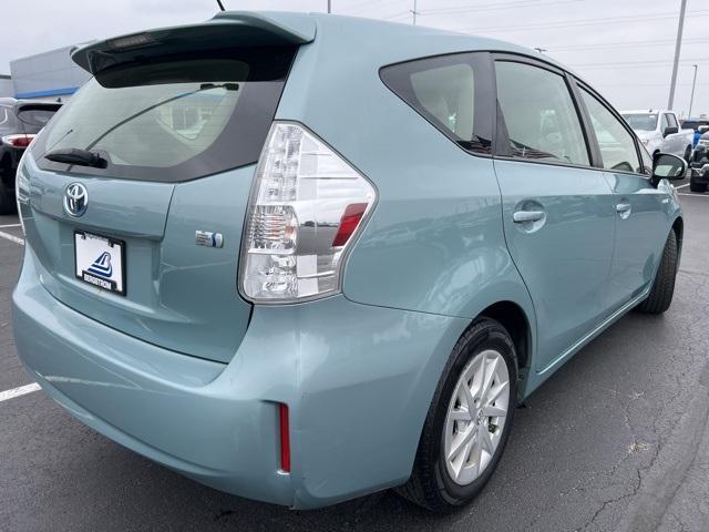 2014 Toyota Prius v Vehicle Photo in GREEN BAY, WI 54304-5303