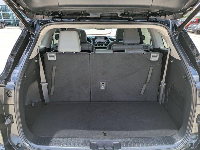 2021 Toyota Highlander Vehicle Photo in SELMA, TX 78154-1460