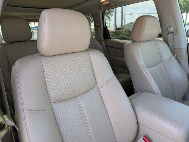 2017 Nissan Pathfinder Vehicle Photo in San Antonio, TX 78209