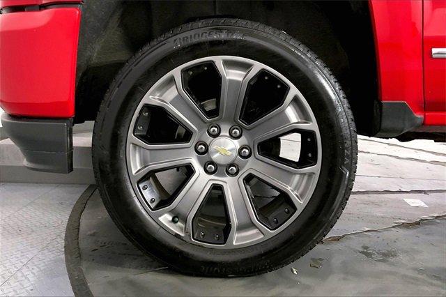 2017 Chevrolet Silverado 1500 Vehicle Photo in KANSAS CITY, MO 64114-4502