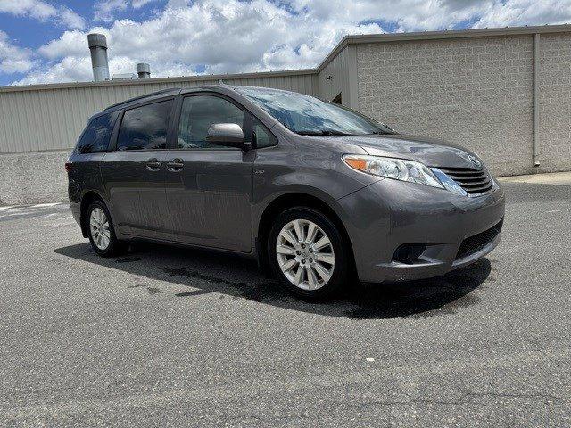 2016 Toyota Sienna Vehicle Photo in Mechanicsburg, PA 17050-1707