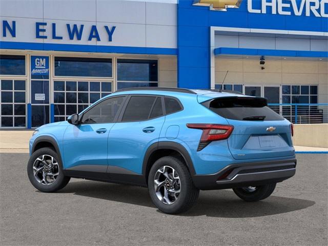 2025 Chevrolet Trax Vehicle Photo in ENGLEWOOD, CO 80113-6708