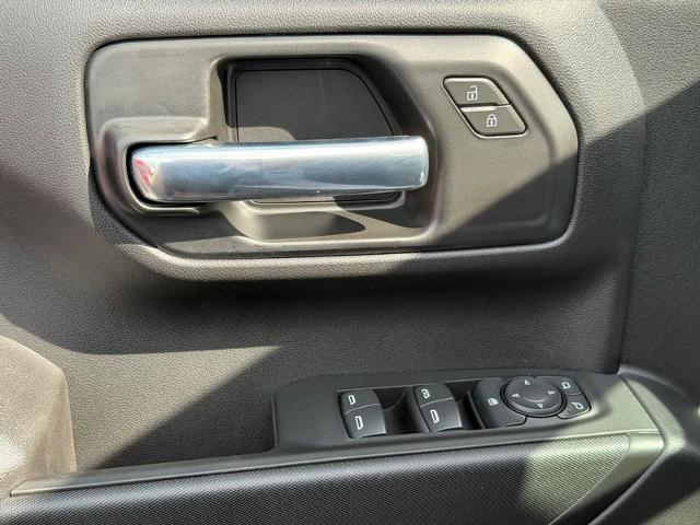 2025 Chevrolet Silverado 1500 Vehicle Photo in COLUMBIA, MO 65203-3903