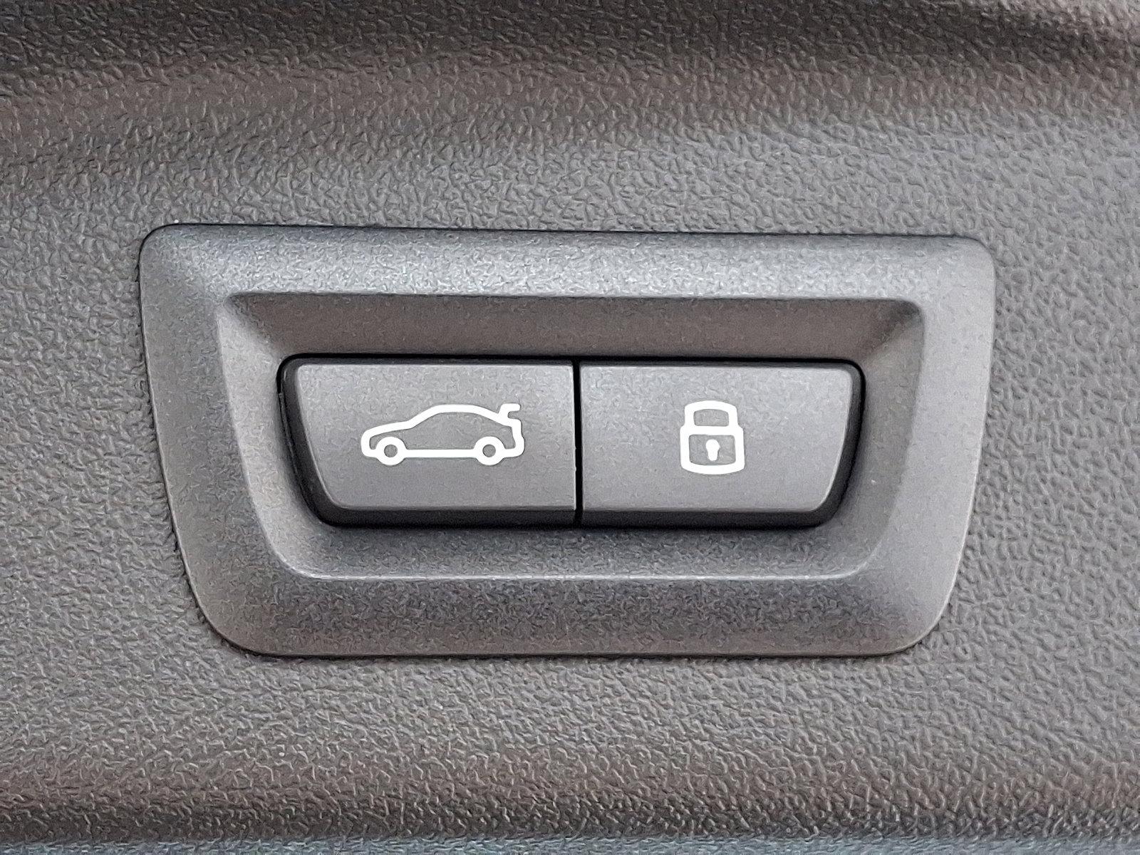 2025 BMW X7 xDrive40i Vehicle Photo in Lancaster, PA 17601