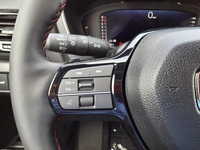 2025 Honda Pilot Vehicle Photo in Oshkosh, WI 54904