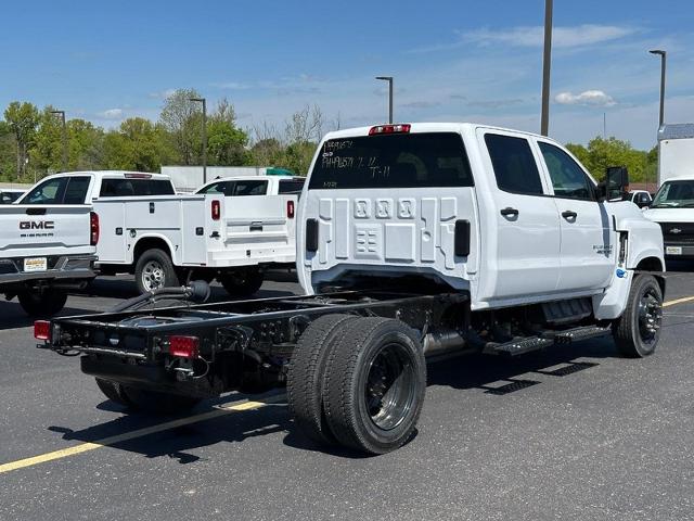 2023 Chevrolet Silverado 4500 HD Vehicle Photo in COLUMBIA, MO 65203-3903