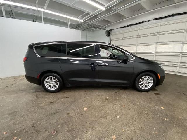 2023 Chrysler Pacifica Vehicle Photo in PORTLAND, OR 97225-3518