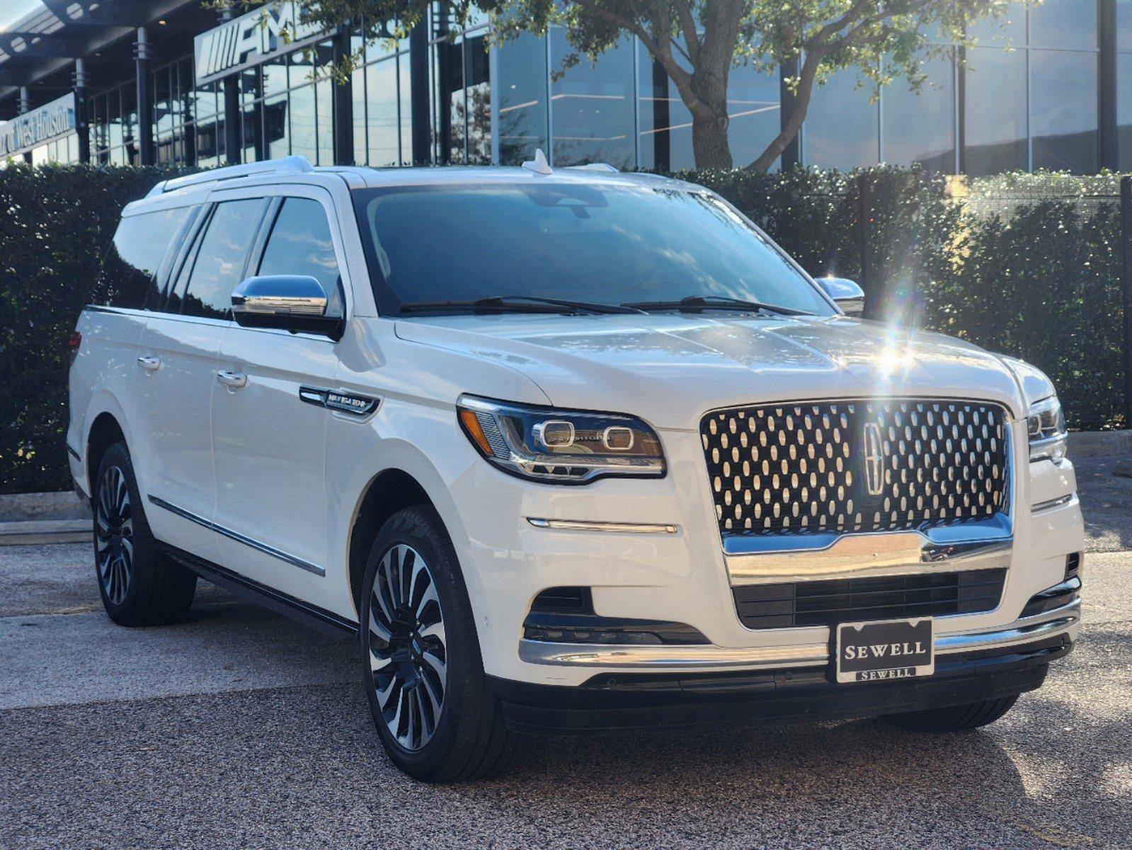 2023 Lincoln Navigator L Vehicle Photo in HOUSTON, TX 77079