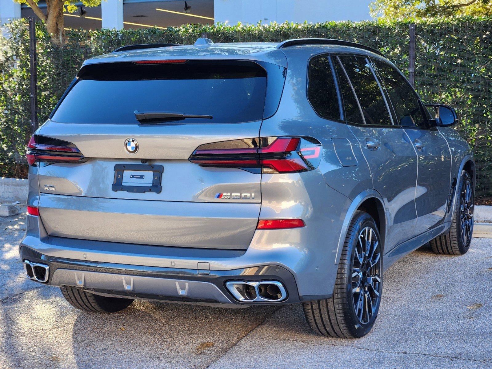 2025 BMW X5 M60i Vehicle Photo in HOUSTON, TX 77079