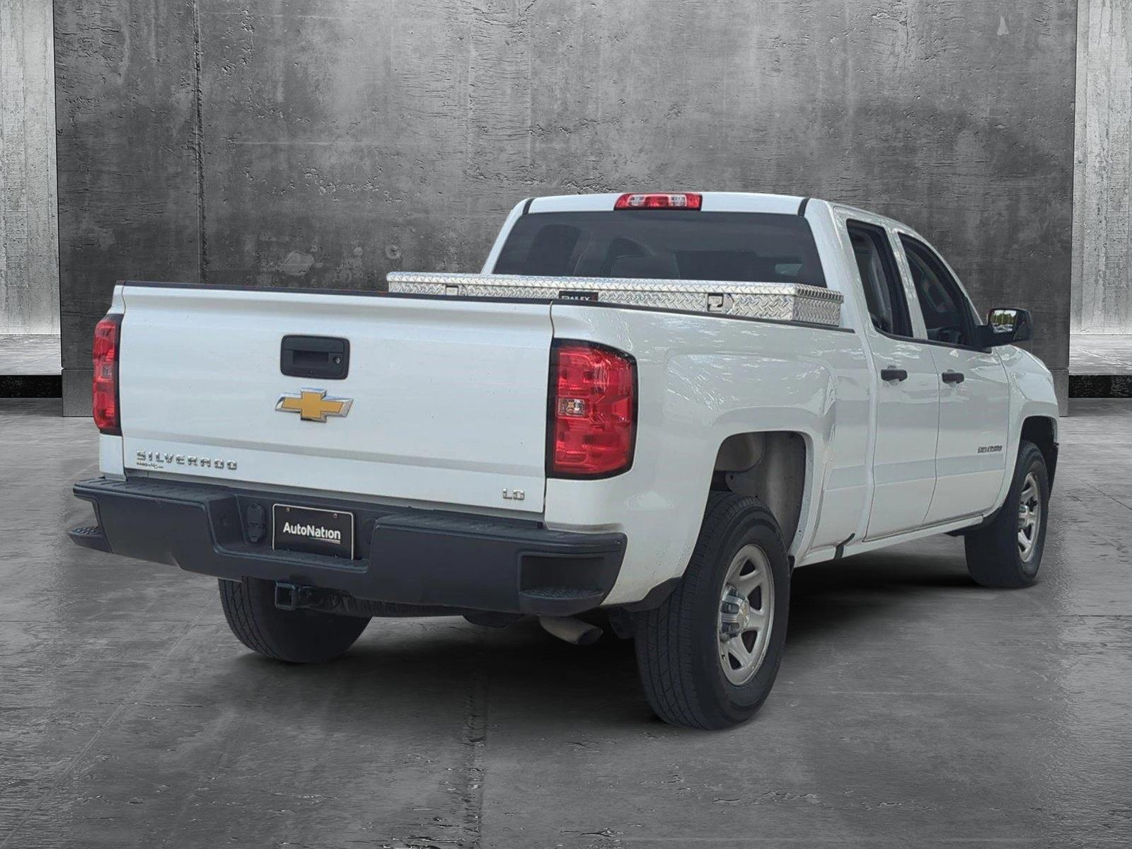 2019 Chevrolet Silverado 1500 LD Vehicle Photo in Pembroke Pines, FL 33027