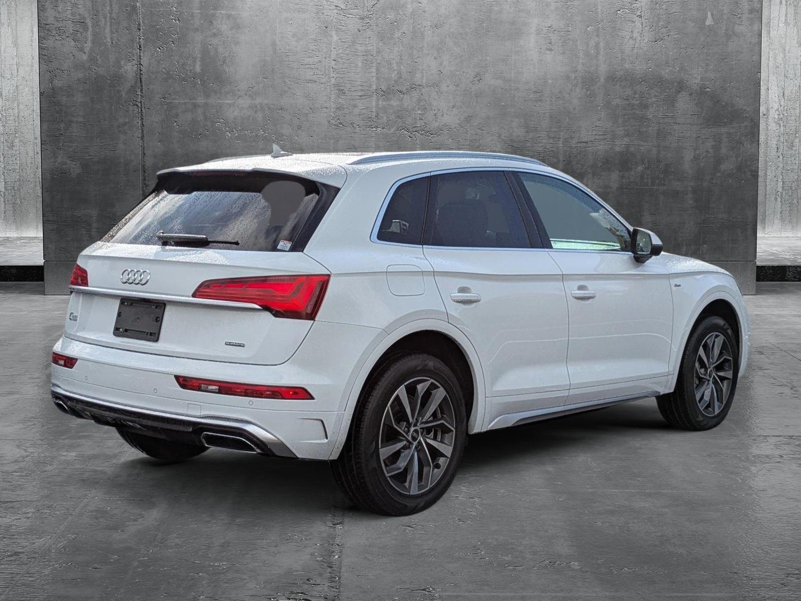 2022 Audi Q5 Vehicle Photo in Clearwater, FL 33761