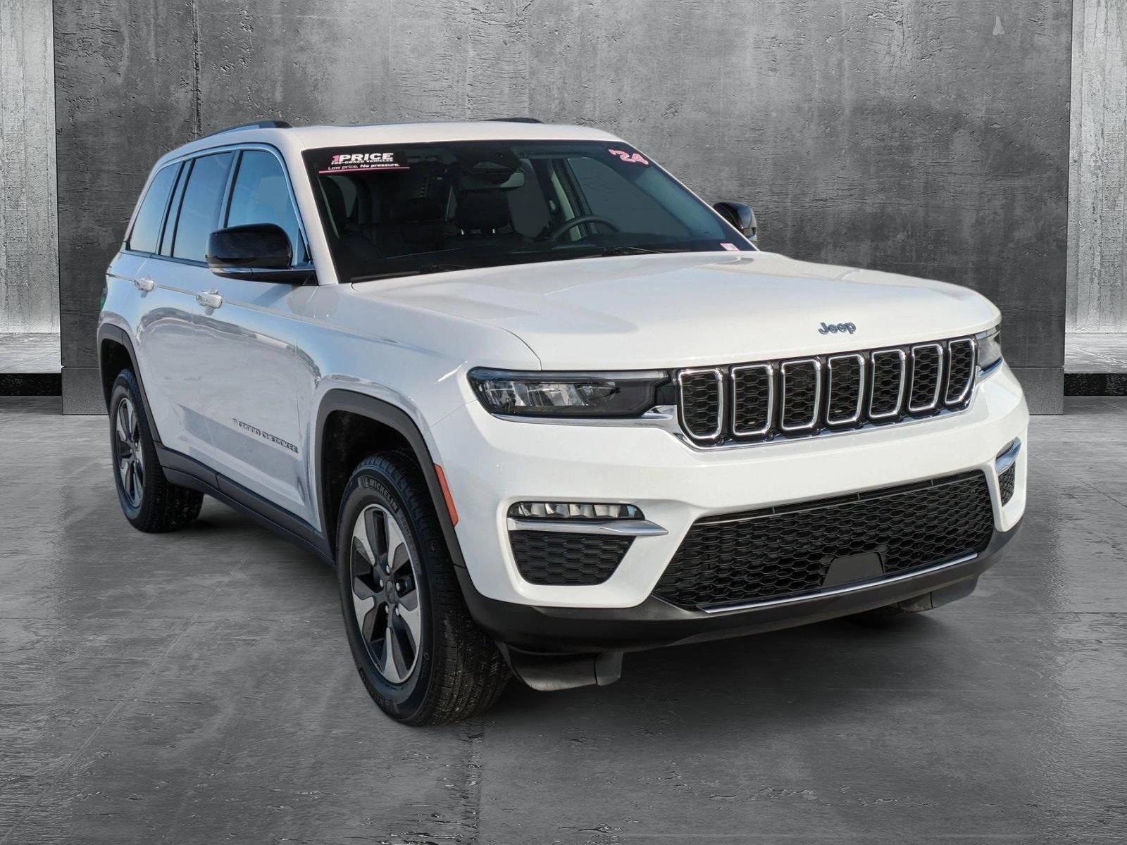 2024 Jeep Grand Cherokee 4xe Vehicle Photo in Rockville, MD 20852