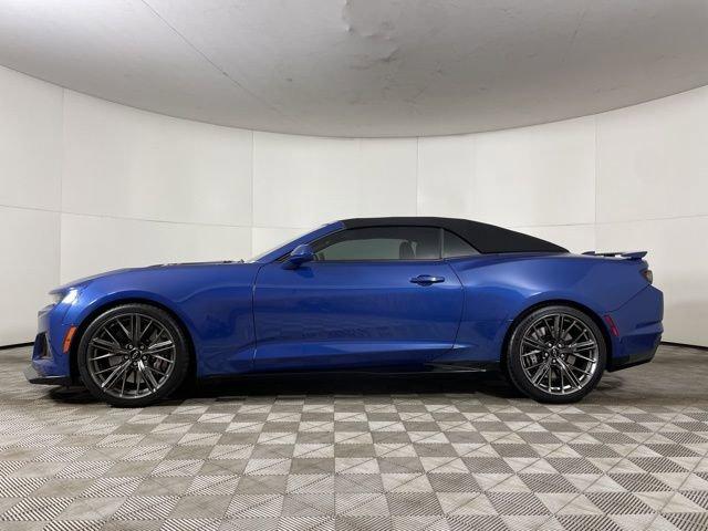 2022 Chevrolet Camaro Vehicle Photo in PHOENIX, AZ 85014-3381
