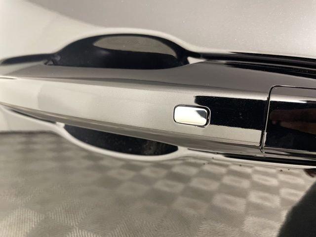2025 Chevrolet Traverse Vehicle Photo in PHOENIX, AZ 85014-3381