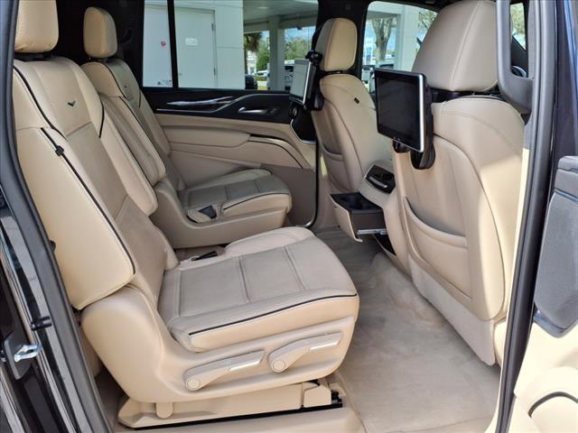 2023 Cadillac Escalade ESV Vehicle Photo in TAMPA, FL 33612-3404