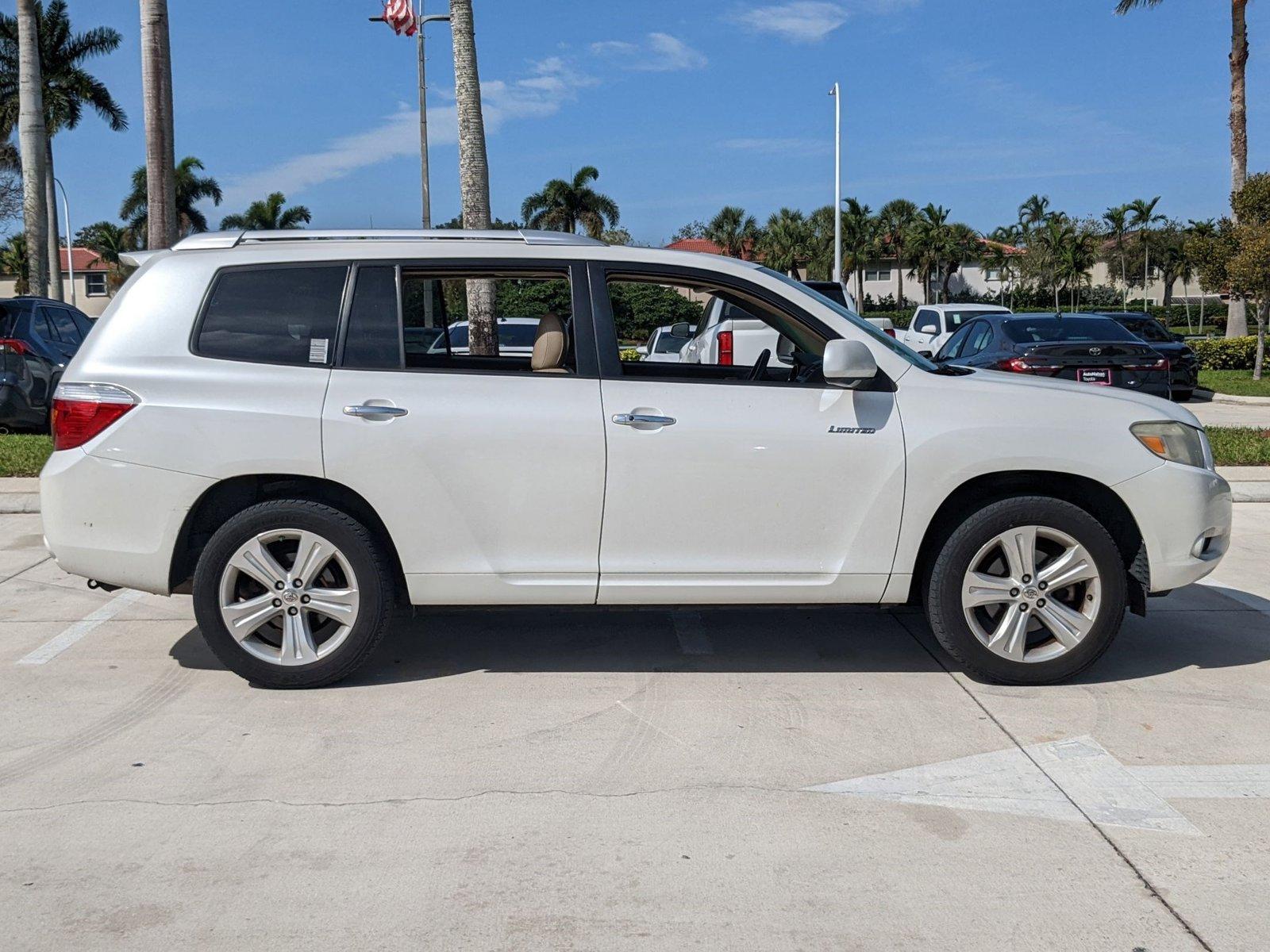 2010 Toyota Highlander Vehicle Photo in Davie, FL 33331