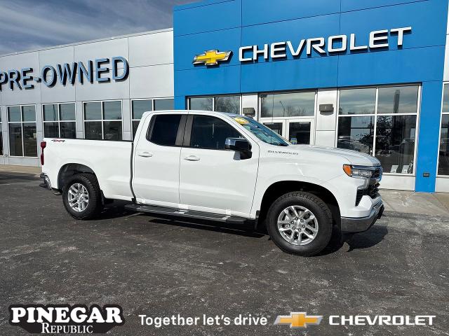 Used 2022 Chevrolet Silverado 1500 LT with VIN 1GCRDDED2NZ547174 for sale in Republic, MO