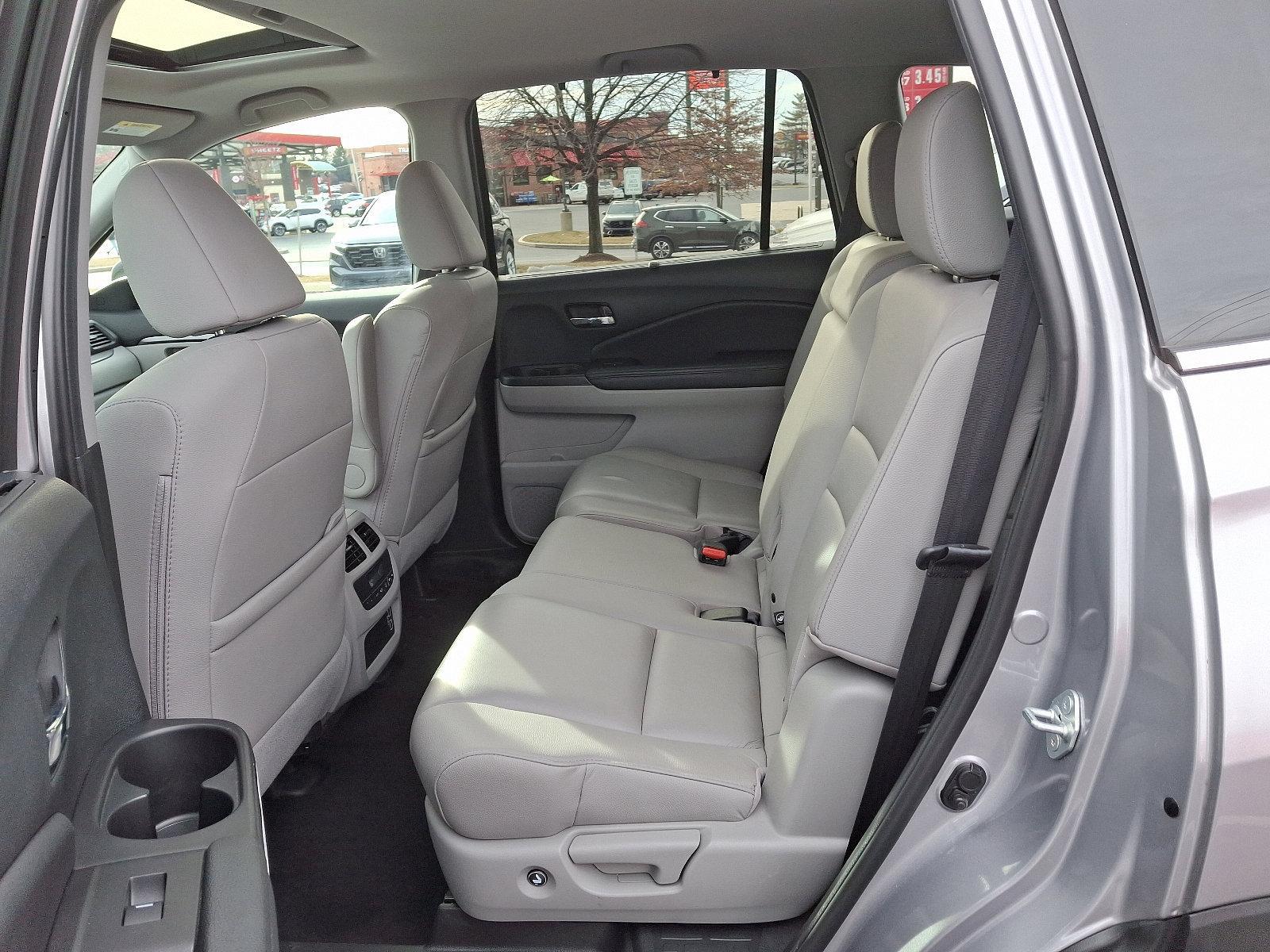 2022 Honda Pilot Vehicle Photo in Harrisburg, PA 17111