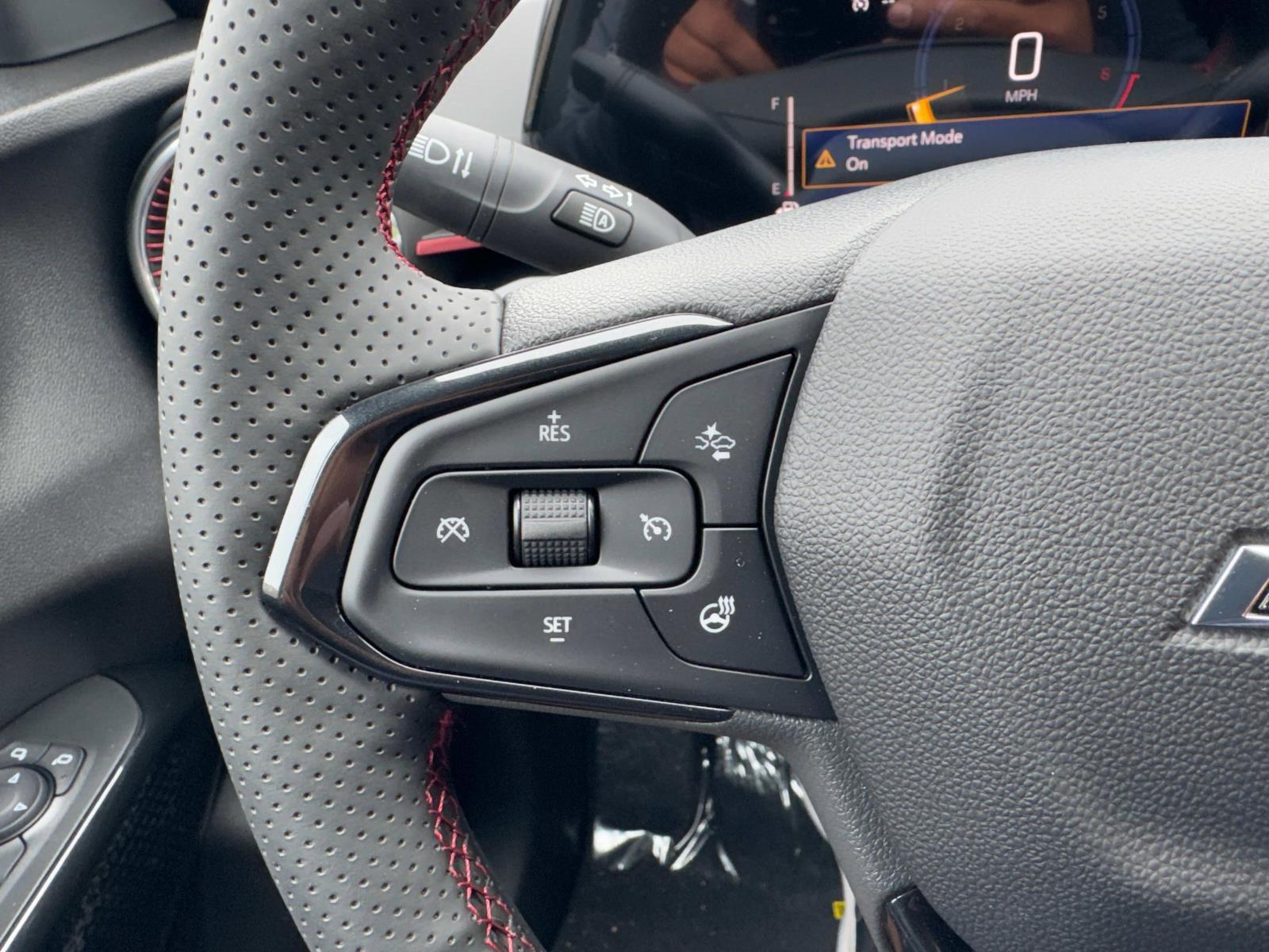 2025 Chevrolet Trax Vehicle Photo in LOS ANGELES, CA 90007-3794