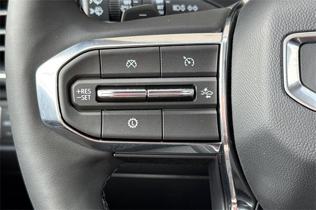 2025 GMC Acadia Vehicle Photo in ELK GROVE, CA 95757-8703