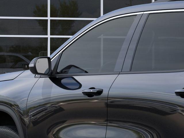 2025 Chevrolet Traverse Vehicle Photo in Roslyn, NY 11576