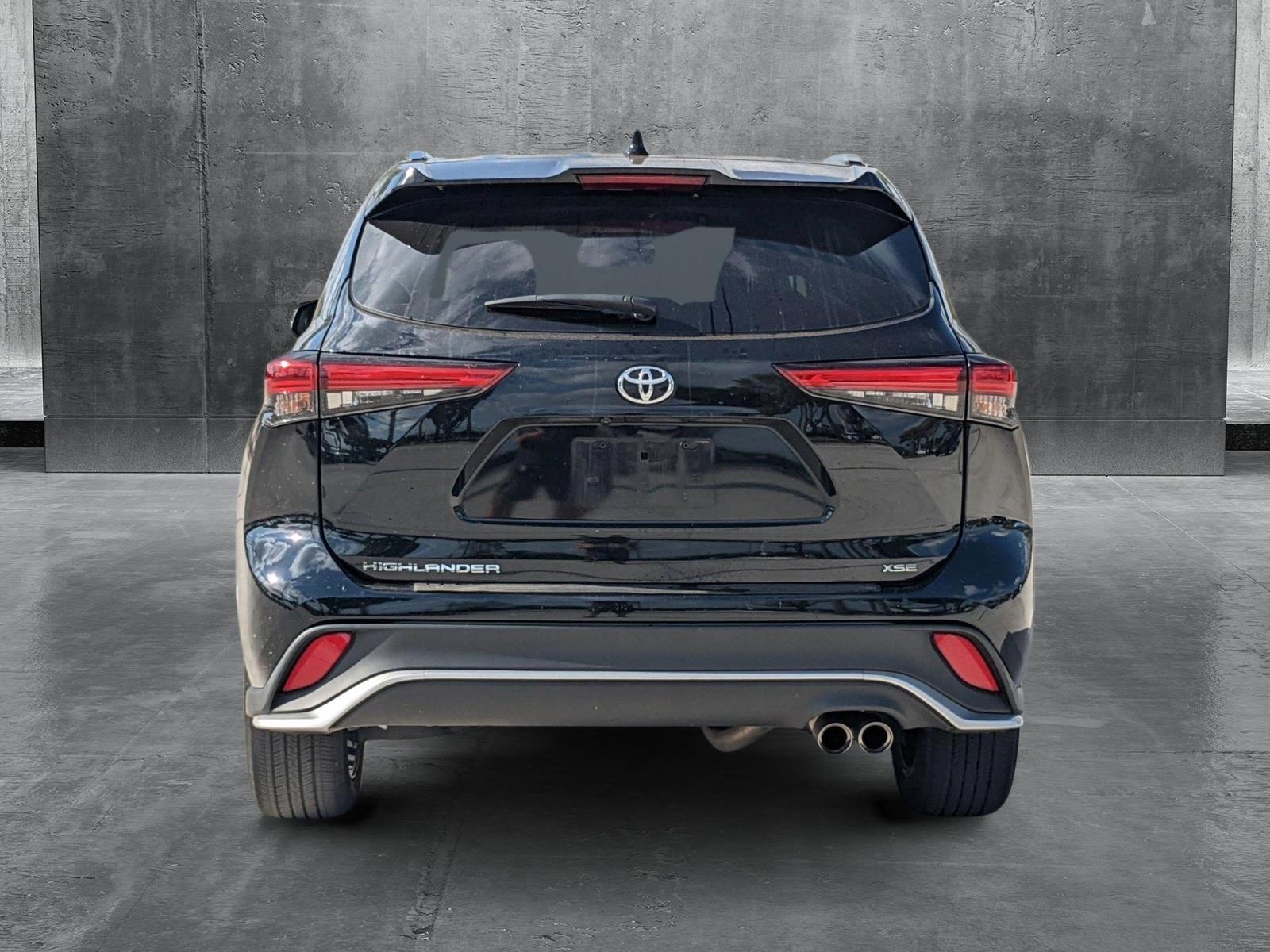 2022 Toyota Highlander Vehicle Photo in Davie, FL 33331