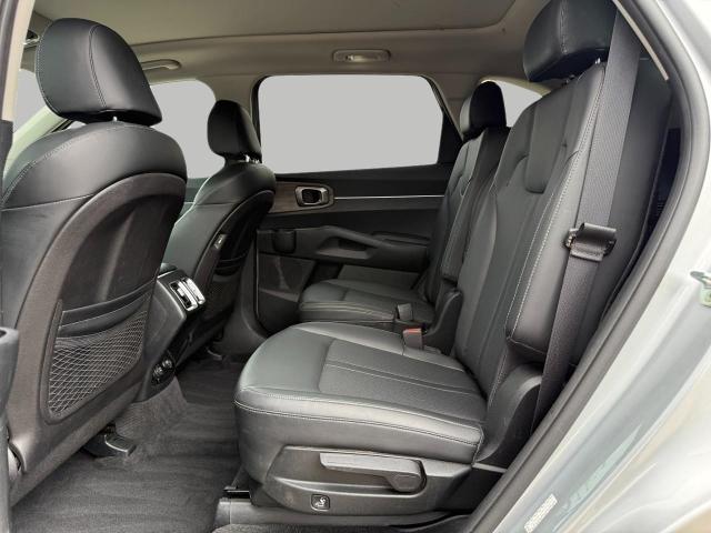 2021 Kia Sorento Vehicle Photo in Appleton, WI 54914