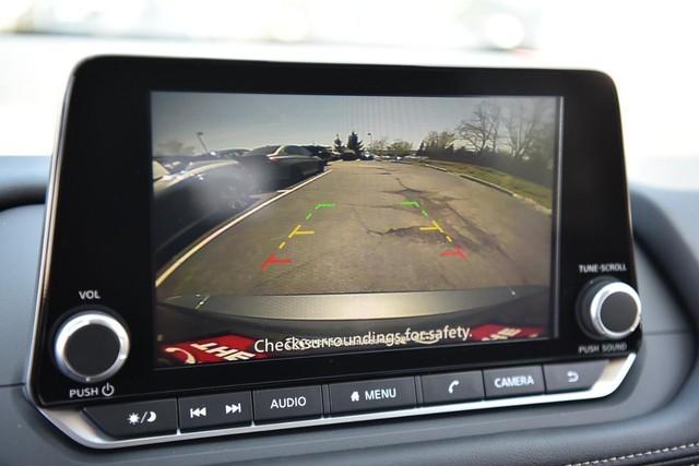 2025 Nissan Rogue Vehicle Photo in Ballwin, MO 63011