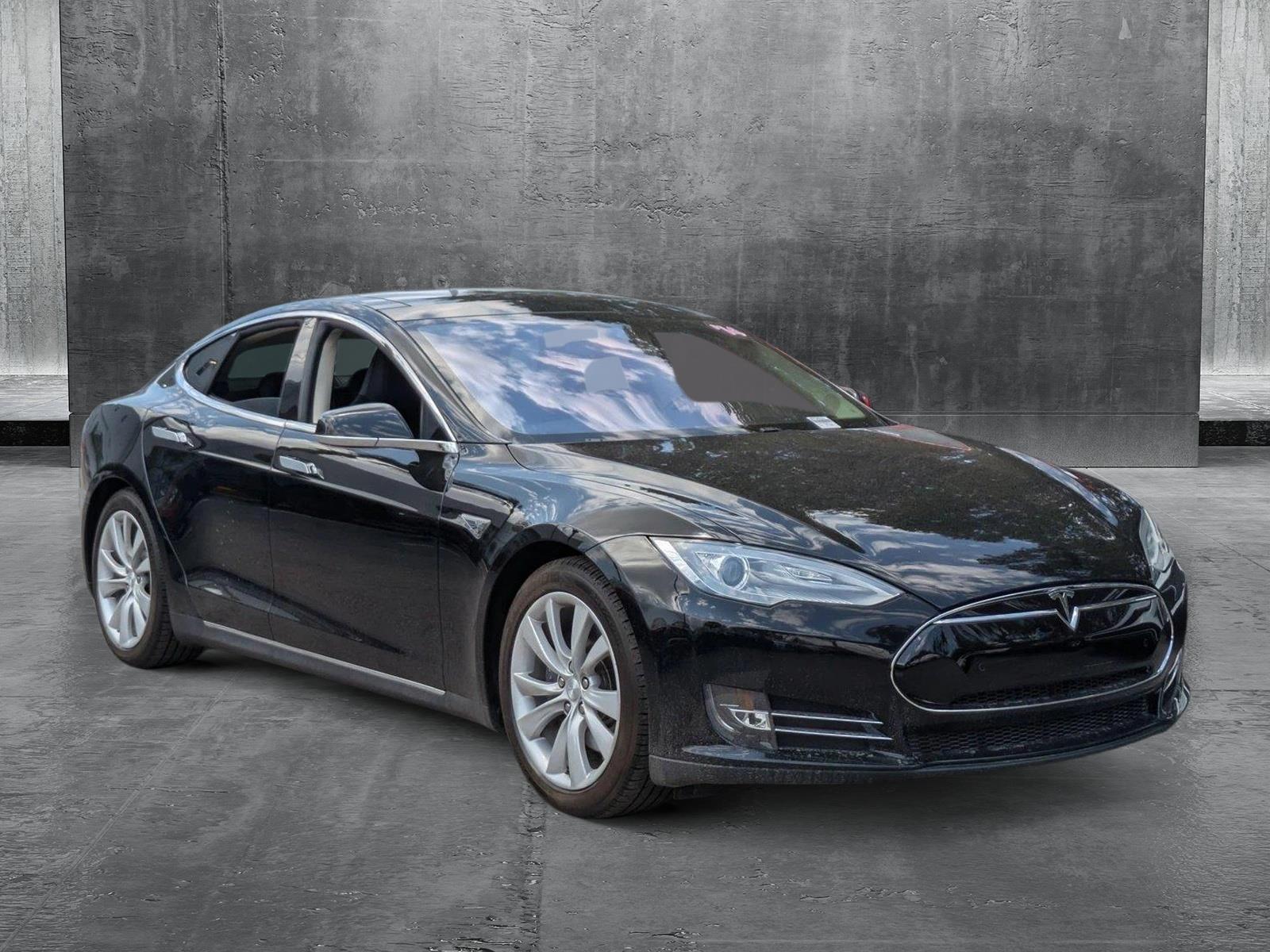 2014 Tesla Model S Vehicle Photo in Tampa, FL 33614