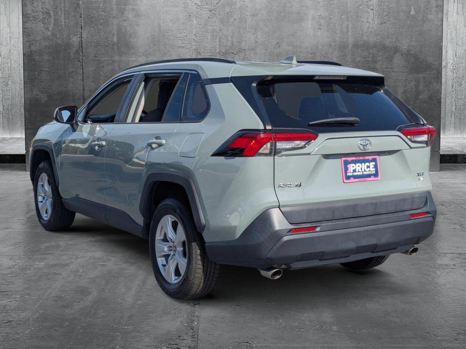 2021 Toyota RAV4 Vehicle Photo in Clearwater, FL 33761