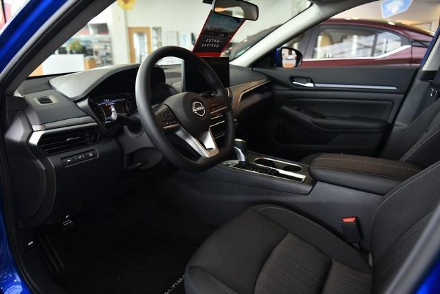 2025 Nissan Altima Vehicle Photo in Ballwin, MO 63011