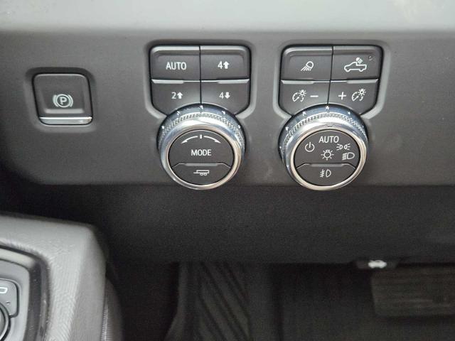 2023 GMC Sierra 1500 Vehicle Photo in DENTON, TX 76210-9321