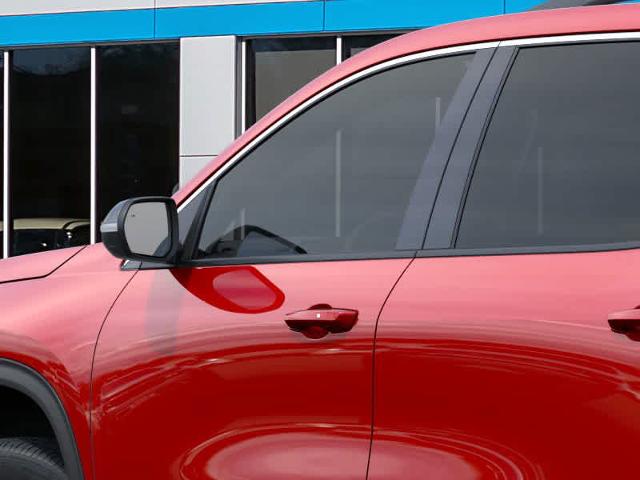 2025 Chevrolet Traverse Vehicle Photo in MOON TOWNSHIP, PA 15108-2571