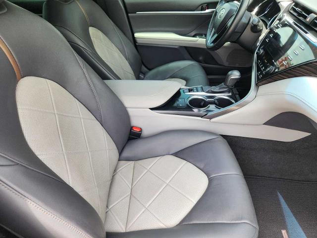 2019 Toyota Camry Vehicle Photo in DENTON, TX 76210-9321