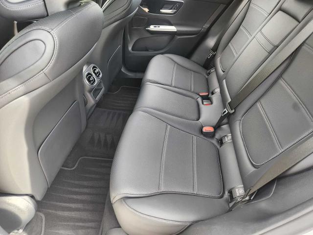 2025 Mercedes-Benz GLC Vehicle Photo in HOUSTON, TX 77079