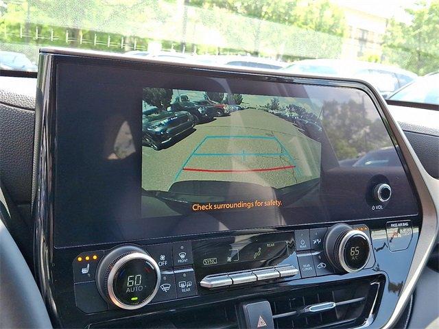 2023 Toyota Highlander Vehicle Photo in Willow Grove, PA 19090