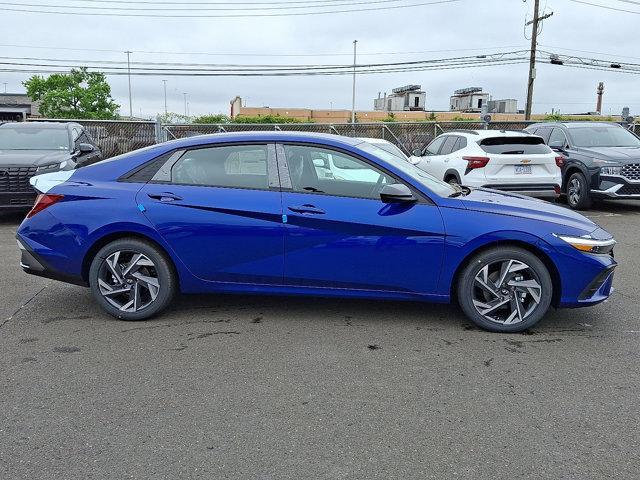 2025 Hyundai ELANTRA Vehicle Photo in Philadelphia, PA 19116