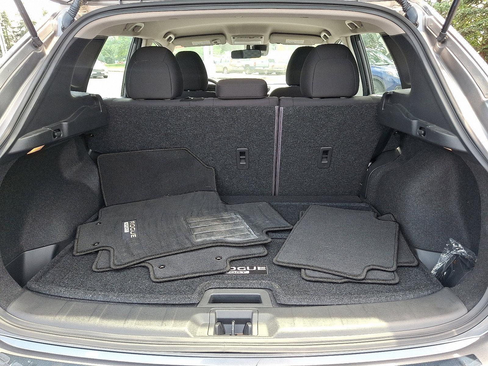 2022 Nissan Rogue Sport Vehicle Photo in Harrisburg, PA 17111-1033