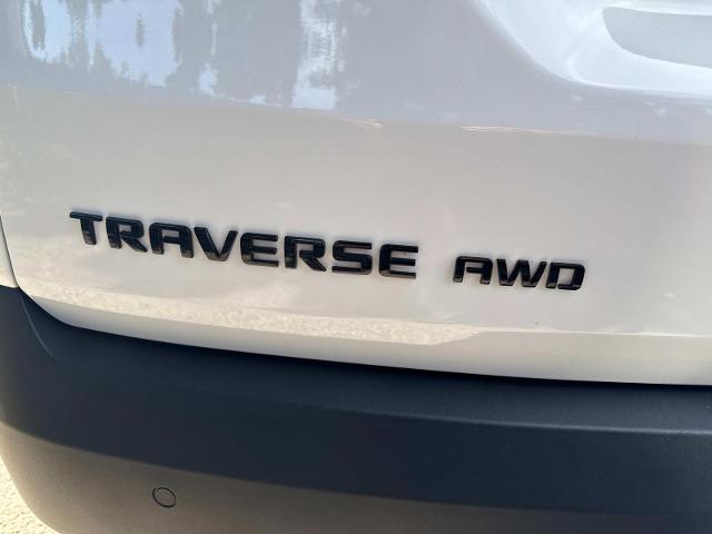 2022 Chevrolet Traverse Vehicle Photo in Roslyn, NY 11576