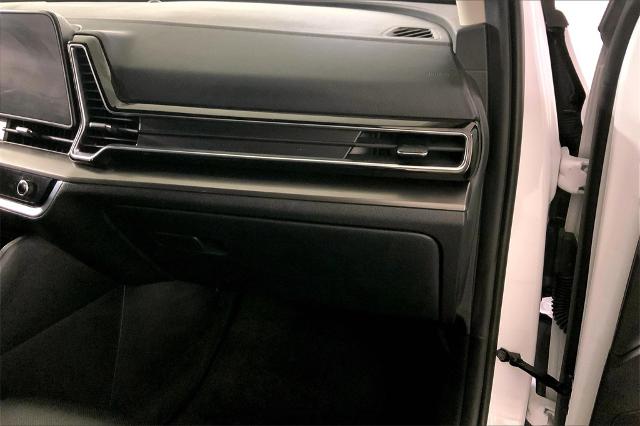 2023 Kia Sportage Vehicle Photo in Lees Summit, MO 64086