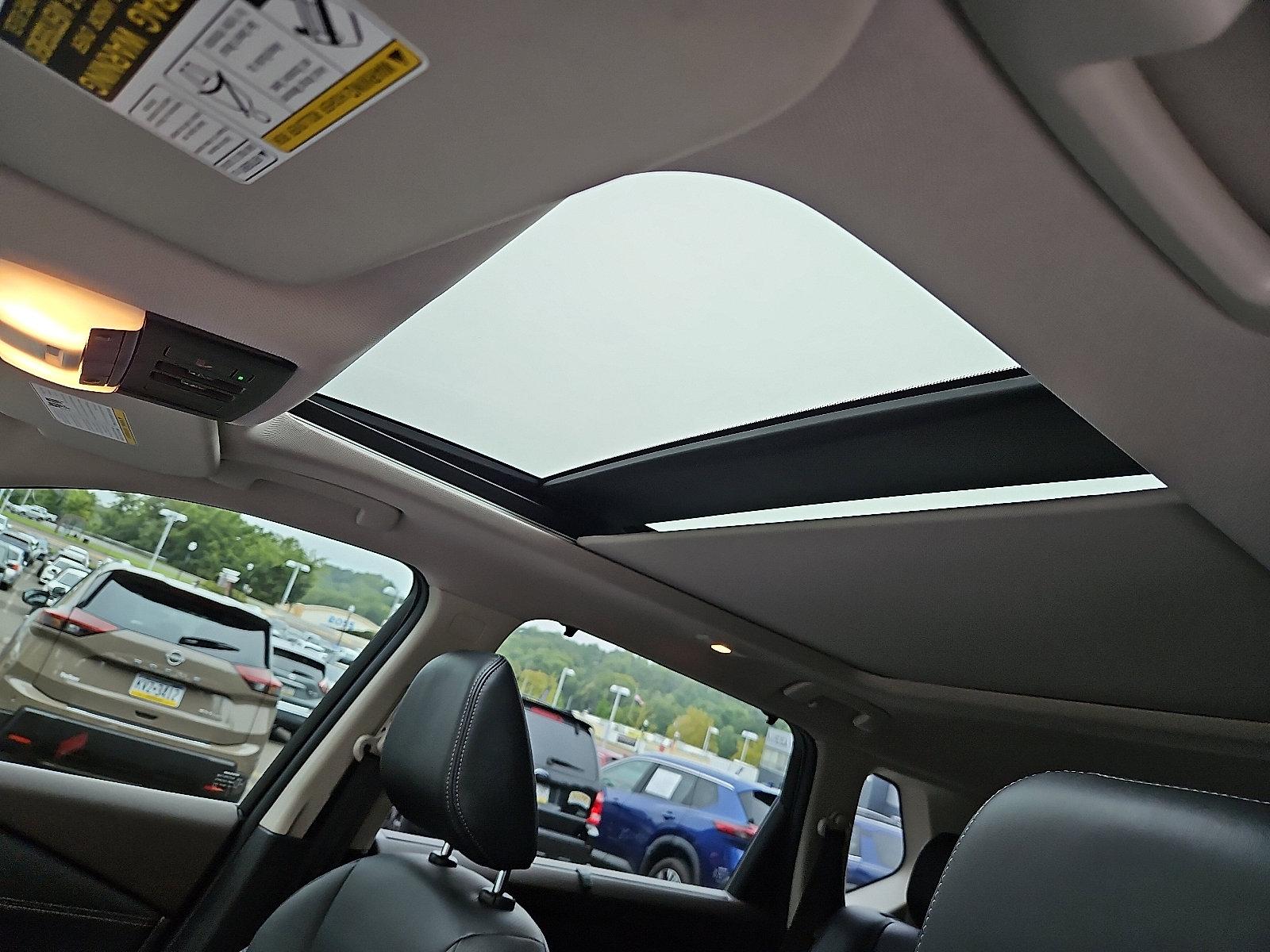 2021 Nissan Rogue Vehicle Photo in Jenkintown, PA 19046
