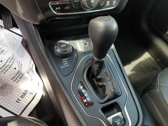 2021 Jeep Cherokee Vehicle Photo in ELYRIA, OH 44035-6349